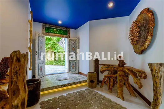 Image Property Dijual 2 unit modern villa dekat pantai nyanyi Tabanan bali