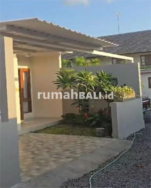 Image Property AMR-031.ICO | Rumah Sewa Tahunan Exclusive 3 KT di Jl Dewata Sidakarya