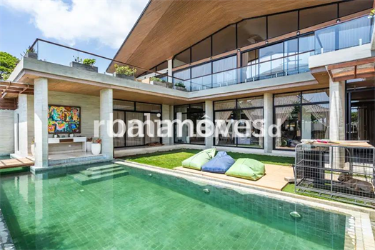 Image Property Vila Baru Dengan Luas 1000m2 Empat Kamar Tidur Di Tepi Pantai Sanur