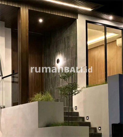 Image Property RUMAH BAGUS MURAH  dan Baru di area Denpasar Barat jalan Kebo Iwa