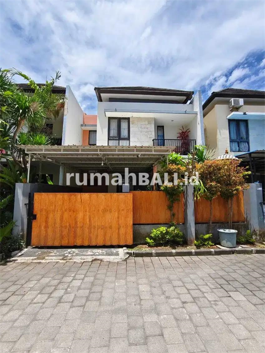 Image Property Dijual Rumah Modrn 2 Lantai di Perum. Giri Garden - Jimbaran.