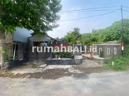 Image Property Dijual Tanah 2,3 are di Jl Sekar Tunjung GatSu Timur