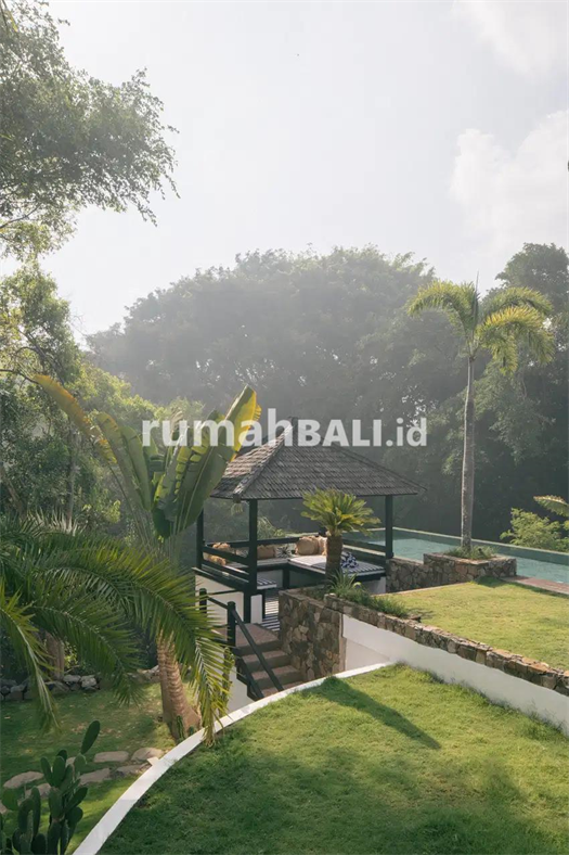 Image Property Luxury Modern Tropical Villa Munggu
