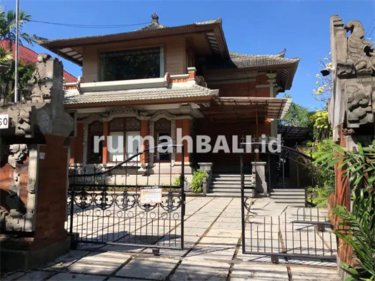 Image Property Disewakan Rumah Style Bali di Lokasi Strategis Renon, Denpasar