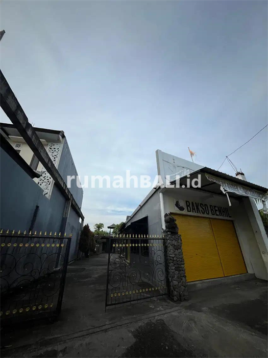 Image Property Rumah di jalan raya seririt singaraja