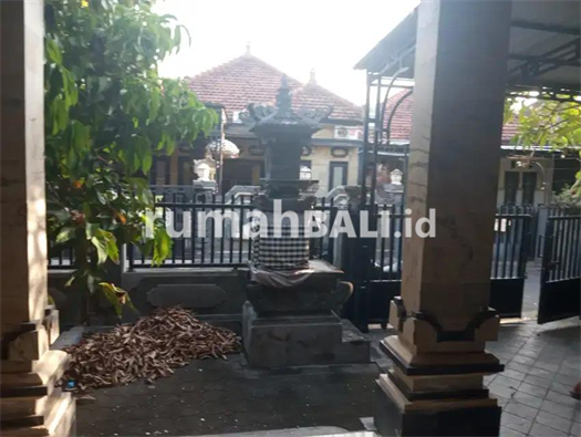 Image Property Jual rumah pusat kota dekat jln raya