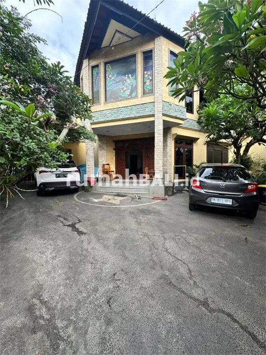 Image Property Dijual rumah lantai 2 serta assesoris dalamnya