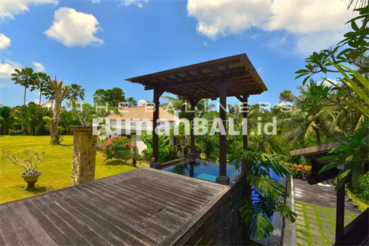 Image Property EXPANSIVE LUXURY LIVING: A HAVEN WITH JUNGLE AND RIVER VISTAS